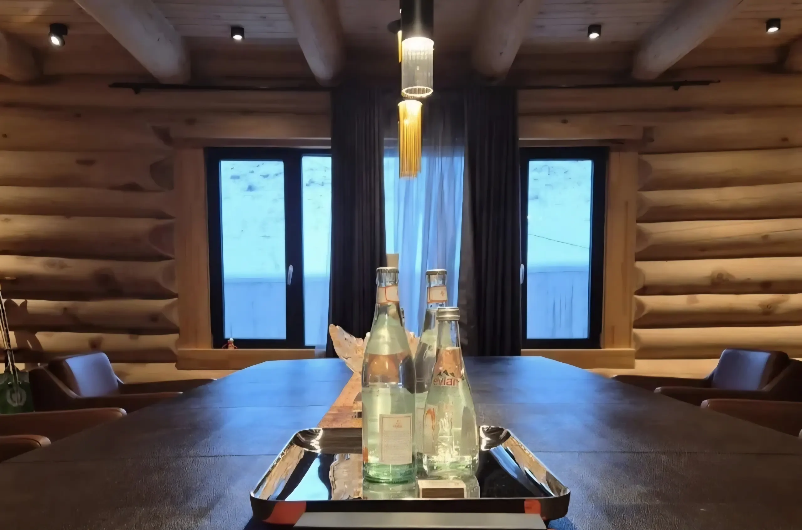 Interior 41
