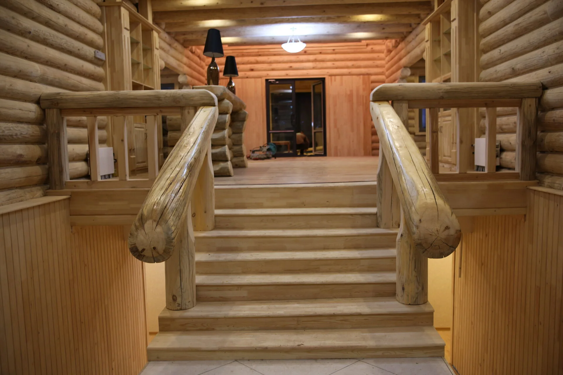 Interior 194