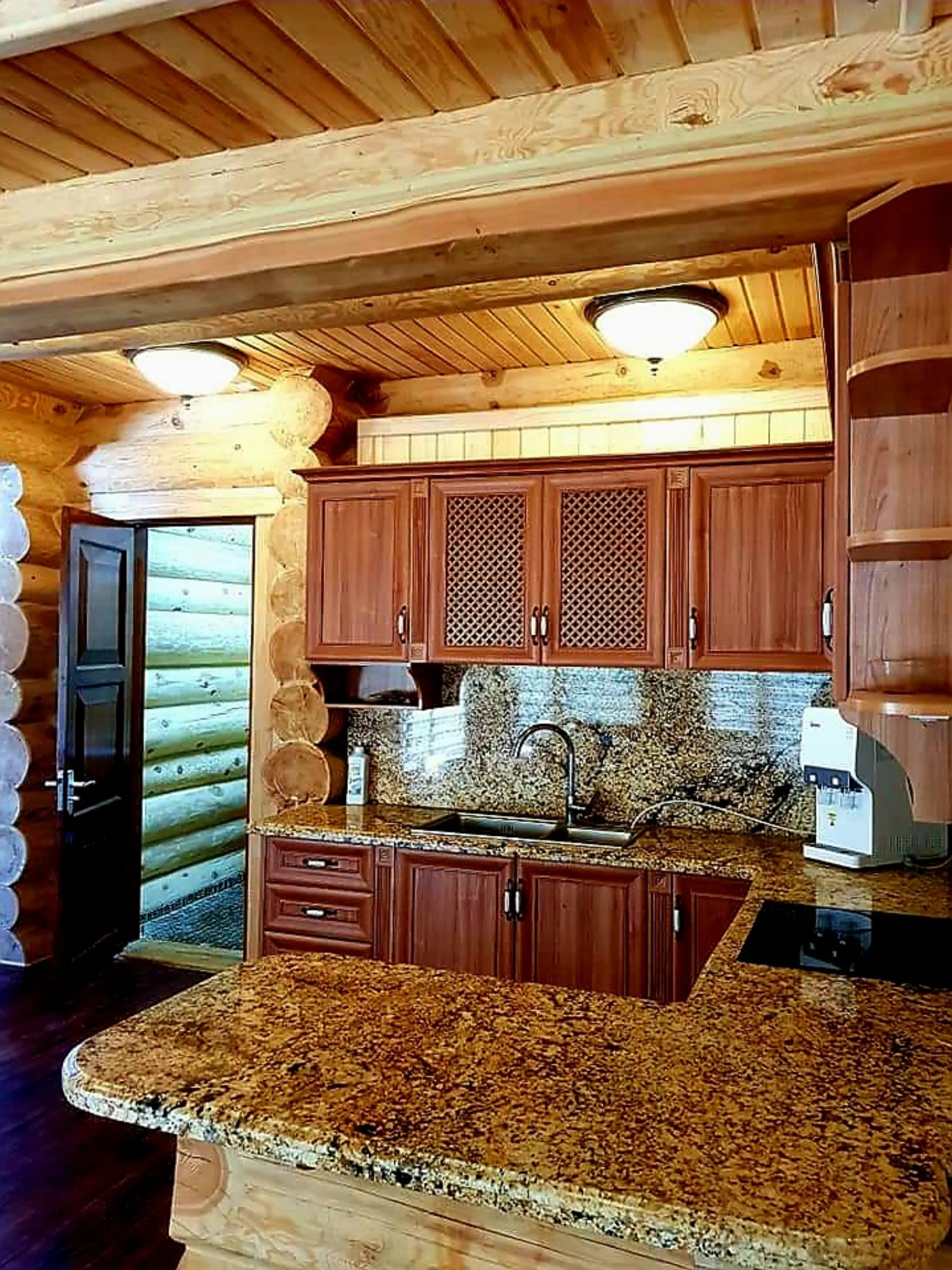Interior 283