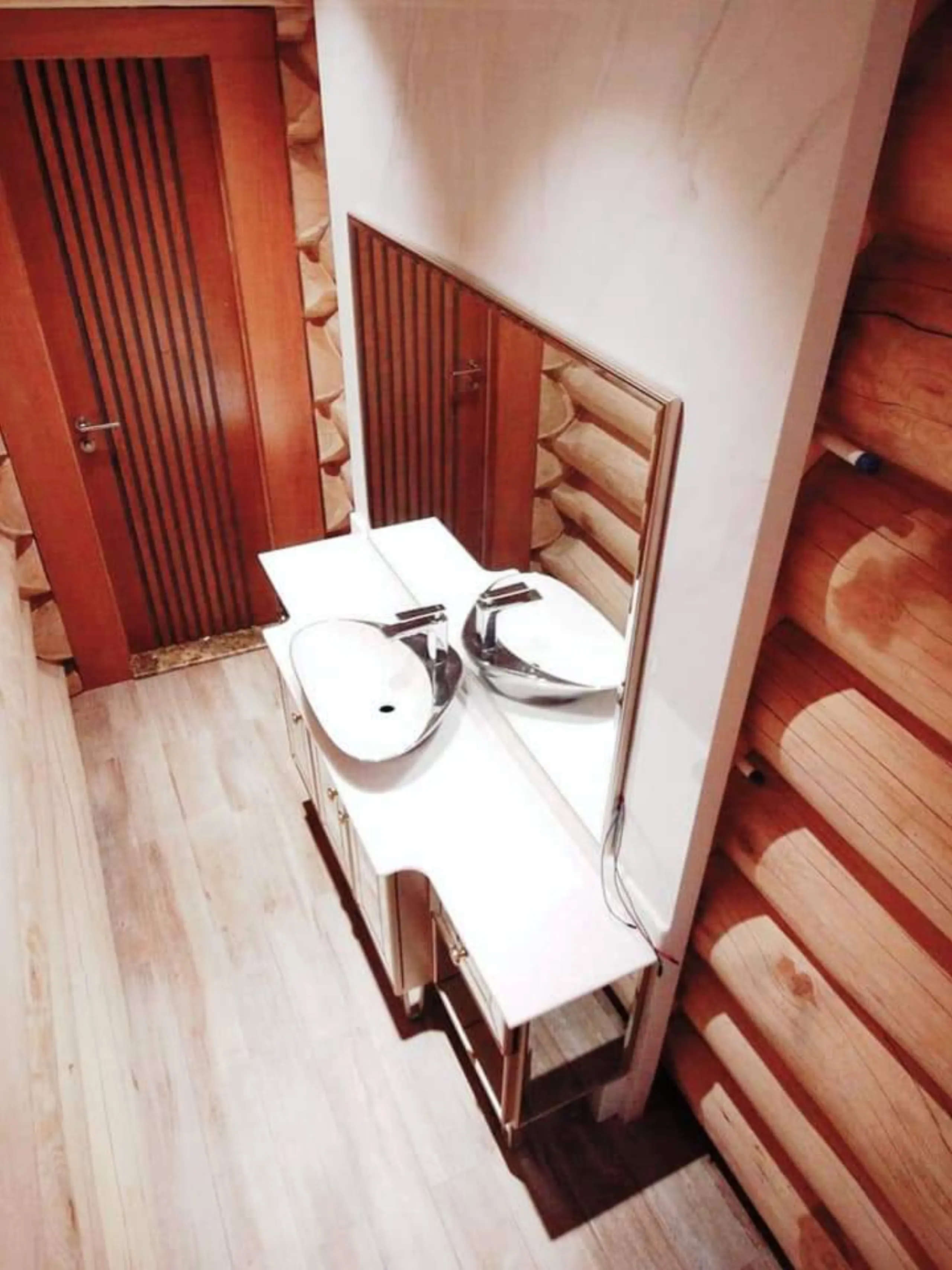 Interior 227