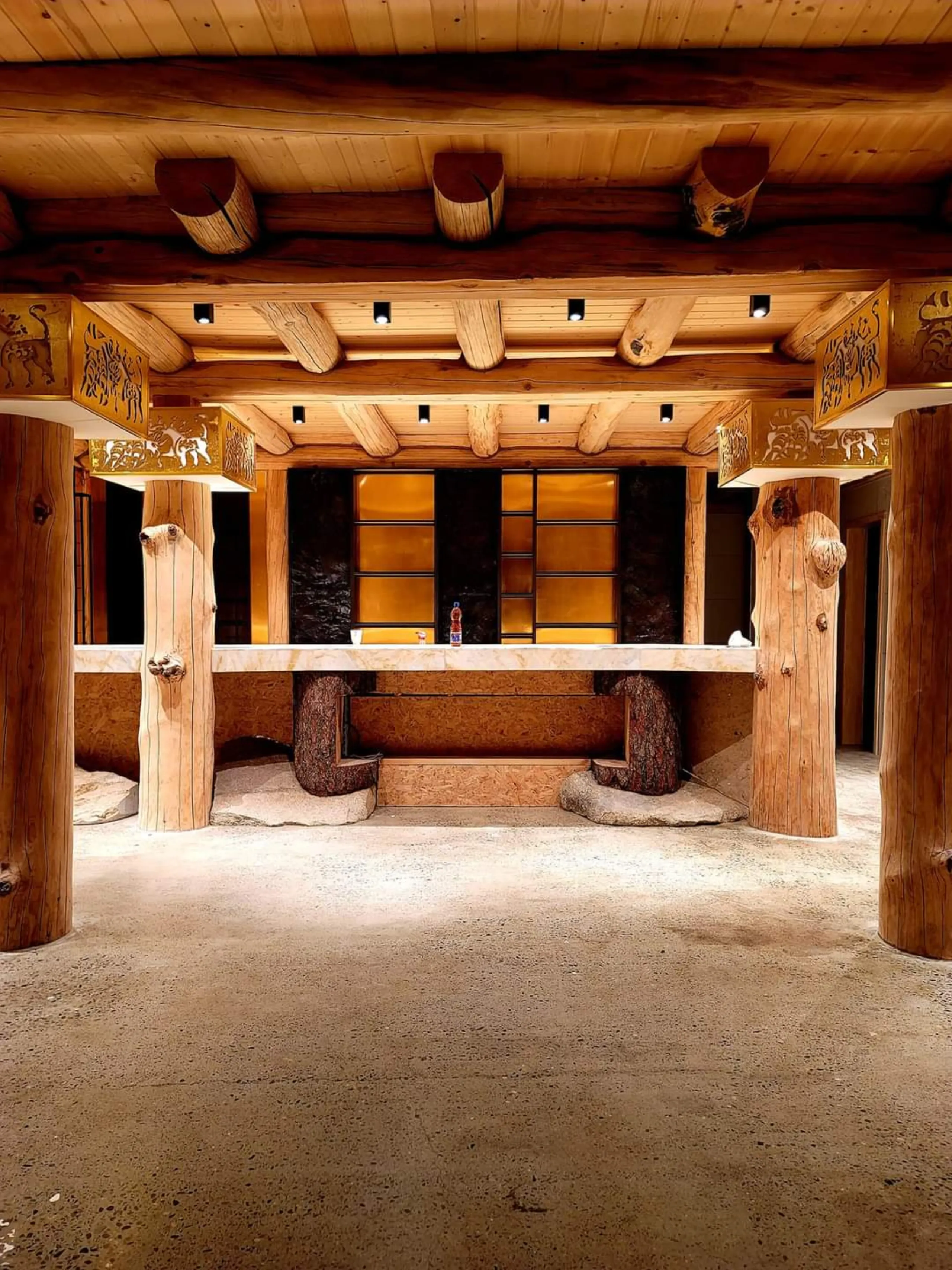 Interior 265